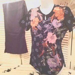 Set of size small scrubs